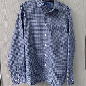 APT.9 Men's Button Down Shirt Size M